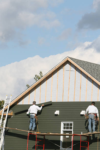 Affordable siding repair and maintenance services in Des Peres, MO